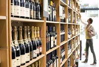 ���_�ƽѲؾ��б��rĤ�ġ����ء���̎